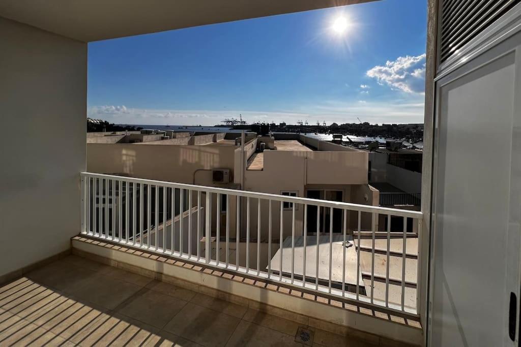 Viewline Seaview Modern 3 Bedroom Apartment Марсашлокк Екстер'єр фото
